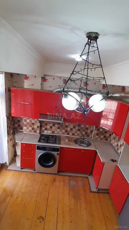 Kirayə verilir 2 otaqlı mənzil 75 m²