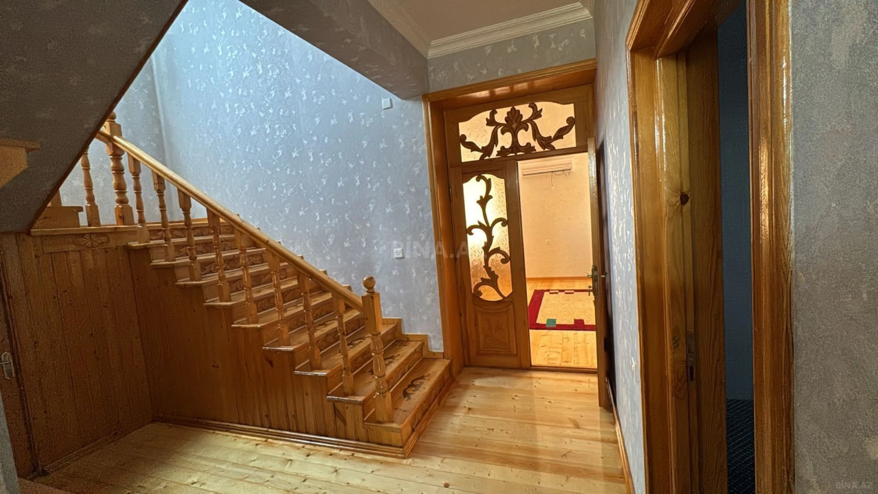 Kirayə verilir 6 otaqlı həyət evi 187 m²