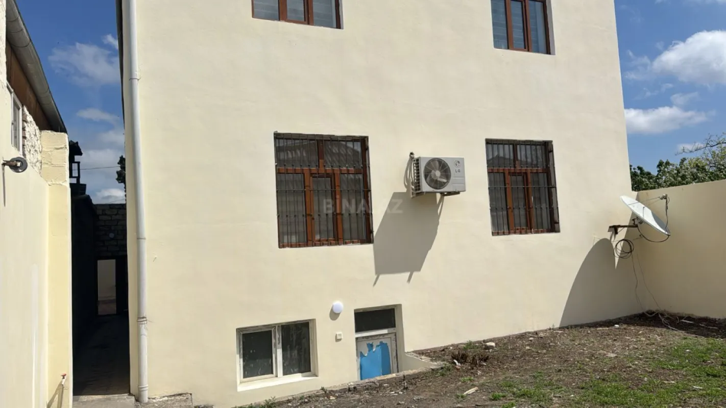 Kirayə verilir 6 otaqlı həyət evi 187 m²