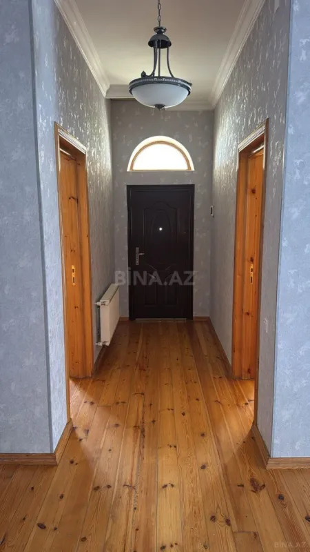 Kirayə verilir 6 otaqlı həyət evi 187 m²