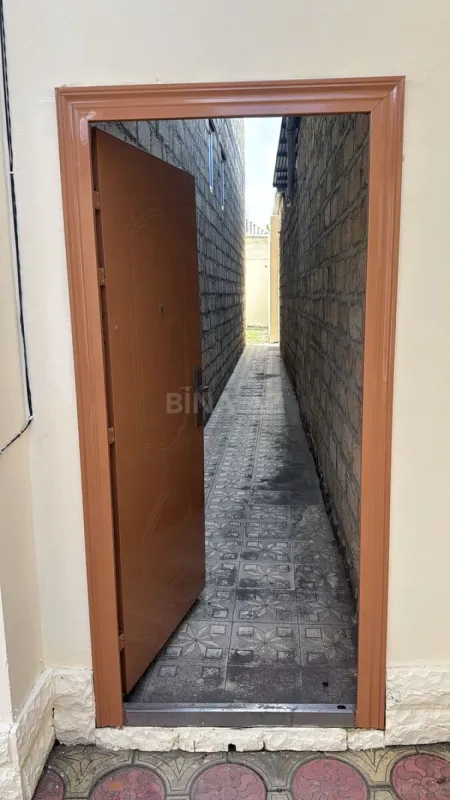 Kirayə verilir 6 otaqlı həyət evi 187 m²