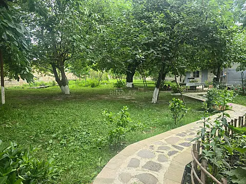 Kirayə verilir 2 otaqlı həyət evi 40 m²