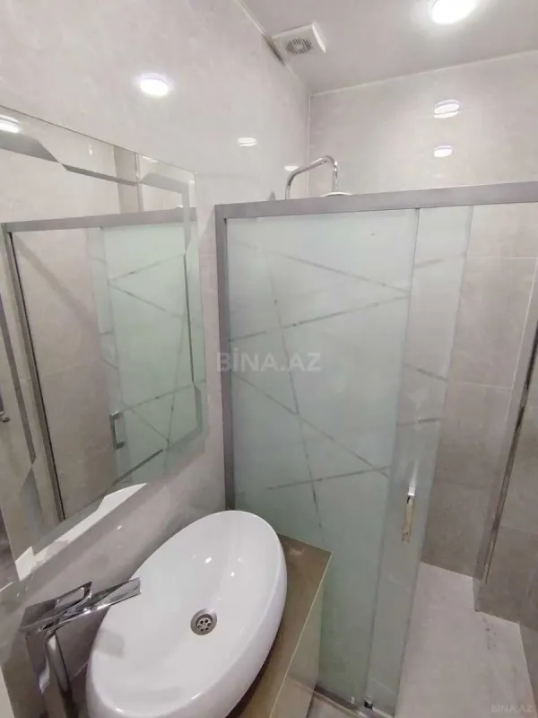 Satılır 2 otaqlı mənzil 75 m²