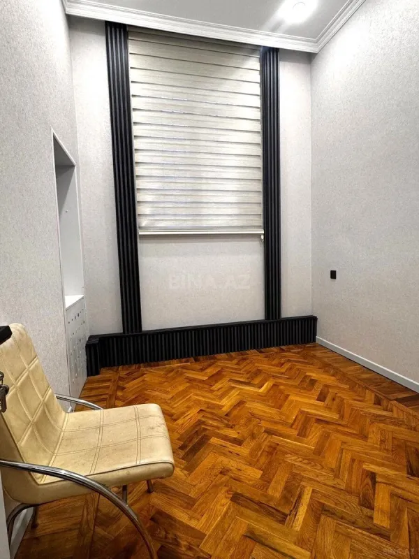 Kirayə verilir 5 otaqlı ofis 120 m²