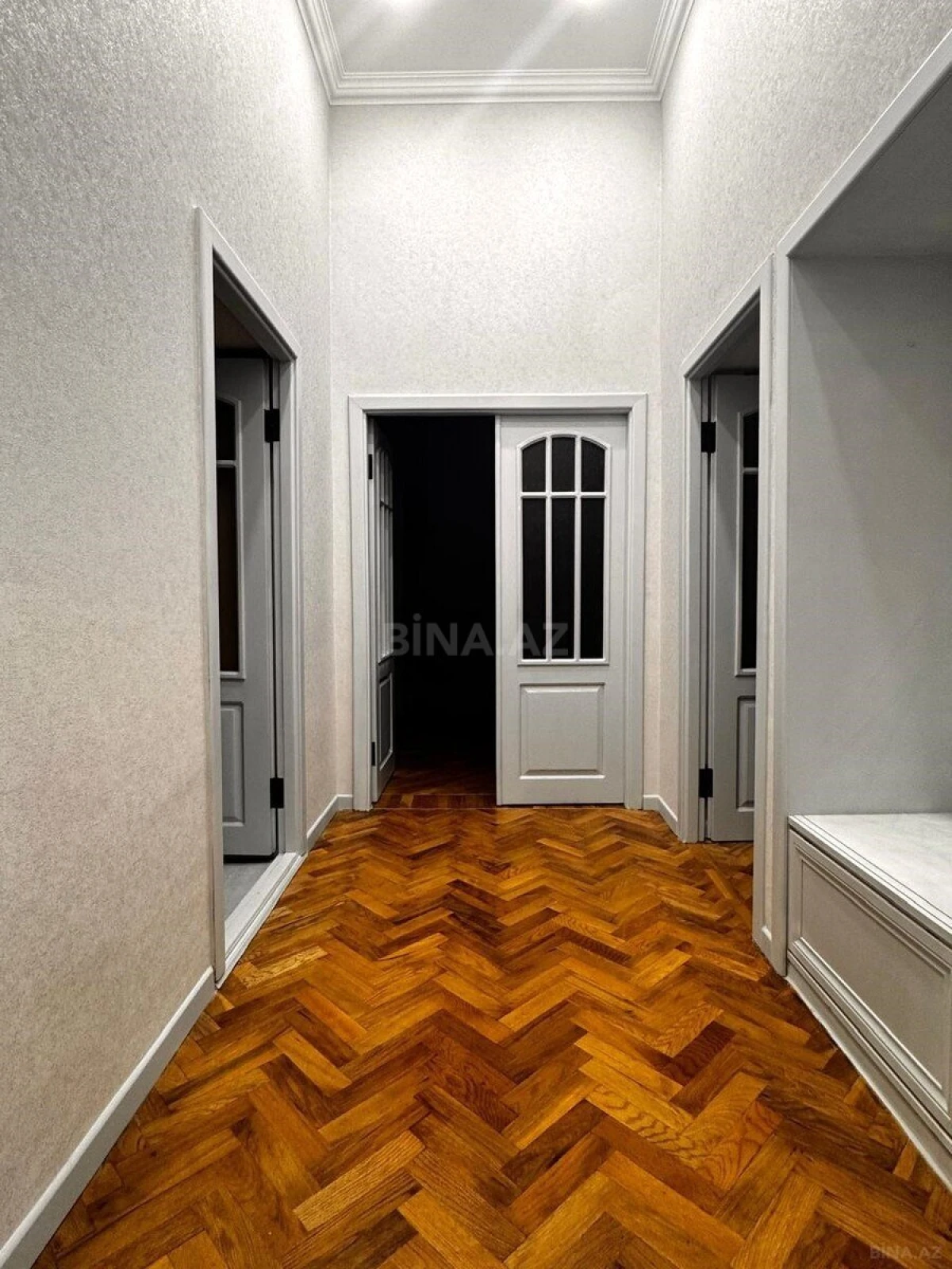 Kirayə verilir 5 otaqlı ofis 120 m²