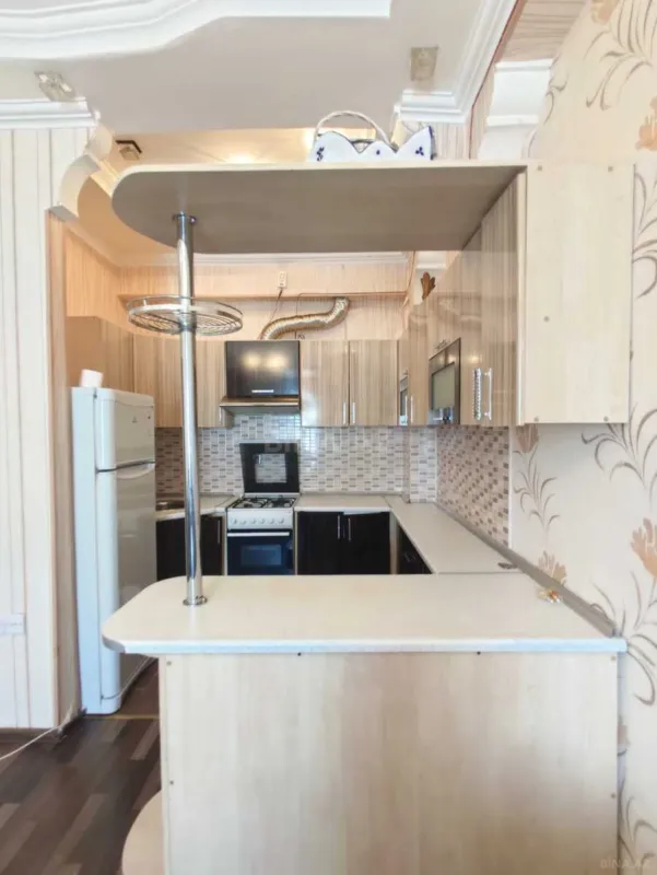 Kirayə verilir 2 otaqlı mənzil 65 m²