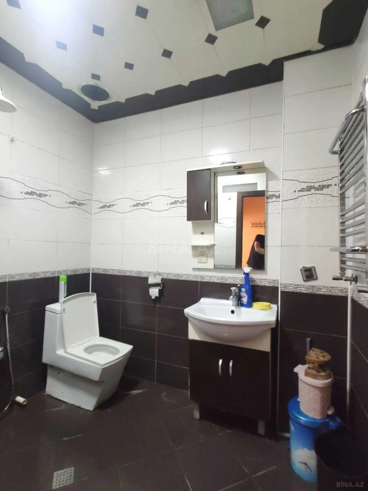 Kirayə verilir 2 otaqlı mənzil 65 m²
