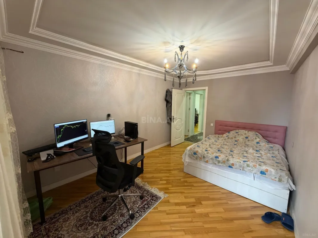 Kirayə verilir 4 otaqlı mənzil 115 m²