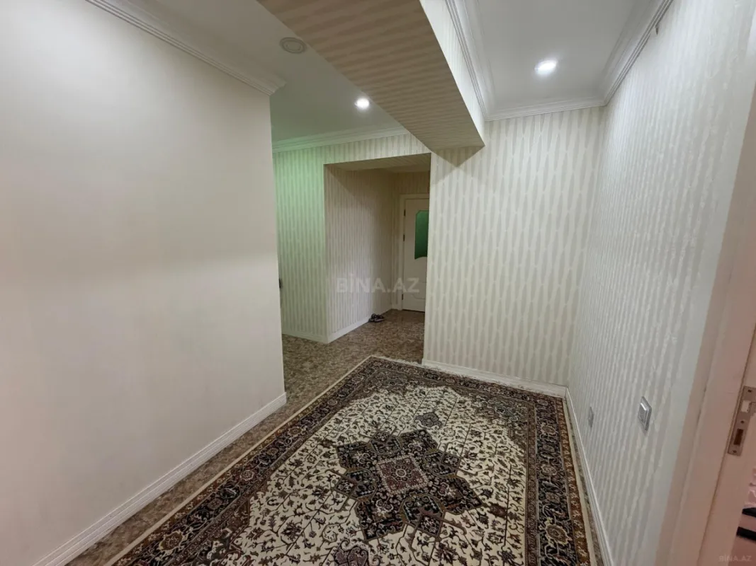 Kirayə verilir 4 otaqlı mənzil 115 m²