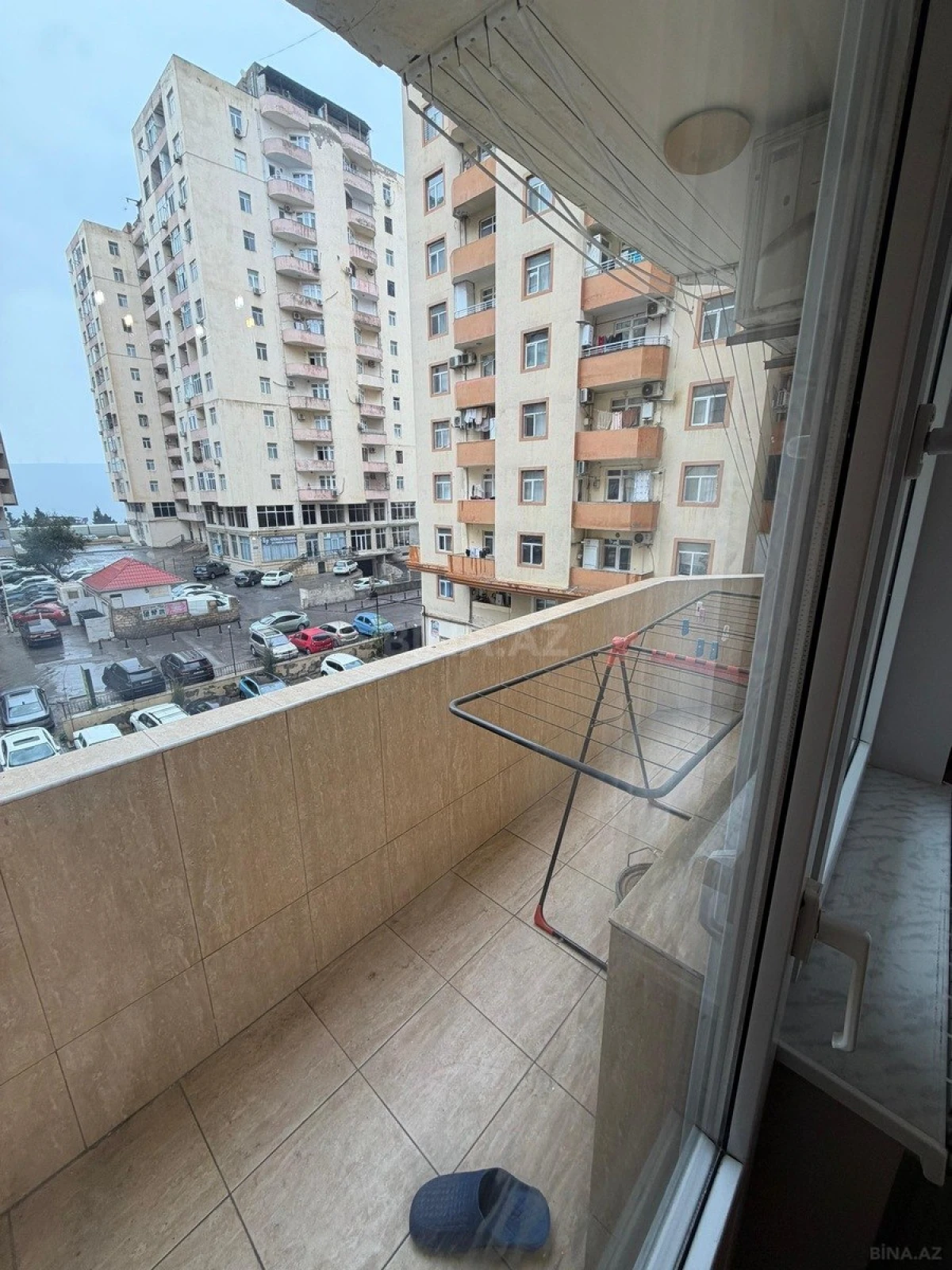 Kirayə verilir 4 otaqlı mənzil 115 m²