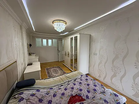 Kirayə verilir 4 otaqlı mənzil 115 m²