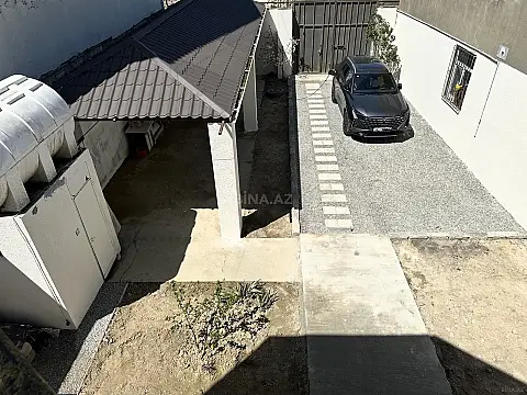 Satılır 6 otaqlı həyət evi 200 m²