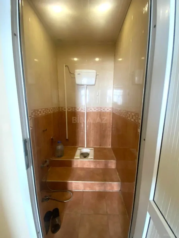 Satılır 2 otaqlı mənzil 102 m²