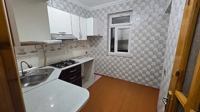 Kirayə verilir 3 otaqlı mənzil 65 m²