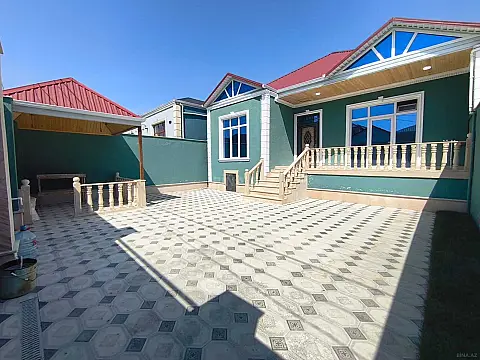 Satılır 4 otaqlı həyət evi 120 m² — Bakı 4 otaq 120.00 m²