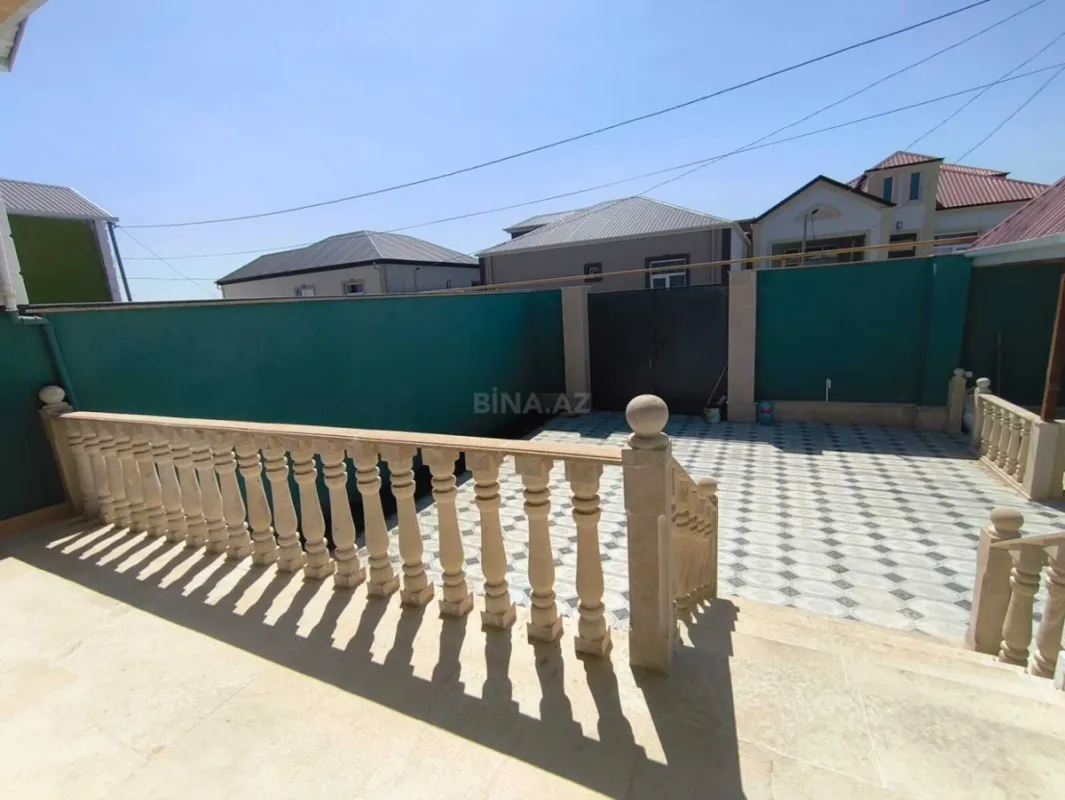 Satılır 4 otaqlı həyət evi 120 m²