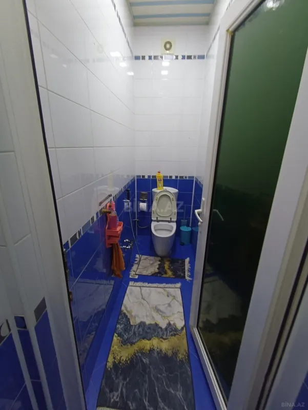 Satılır 3 otaqlı mənzil 181.5 m²