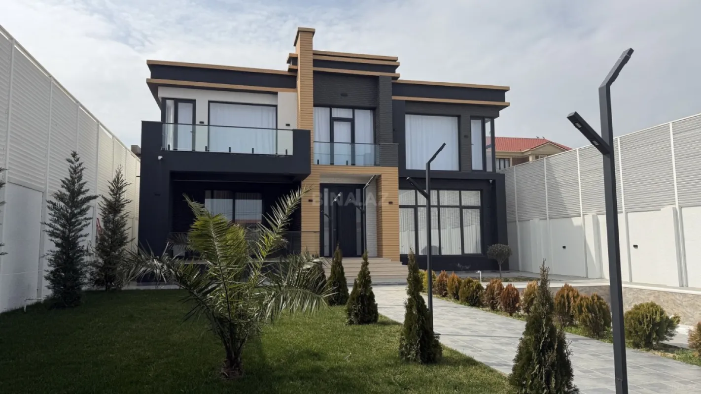 Satılır 6 otaqlı həyət evi 350 m²