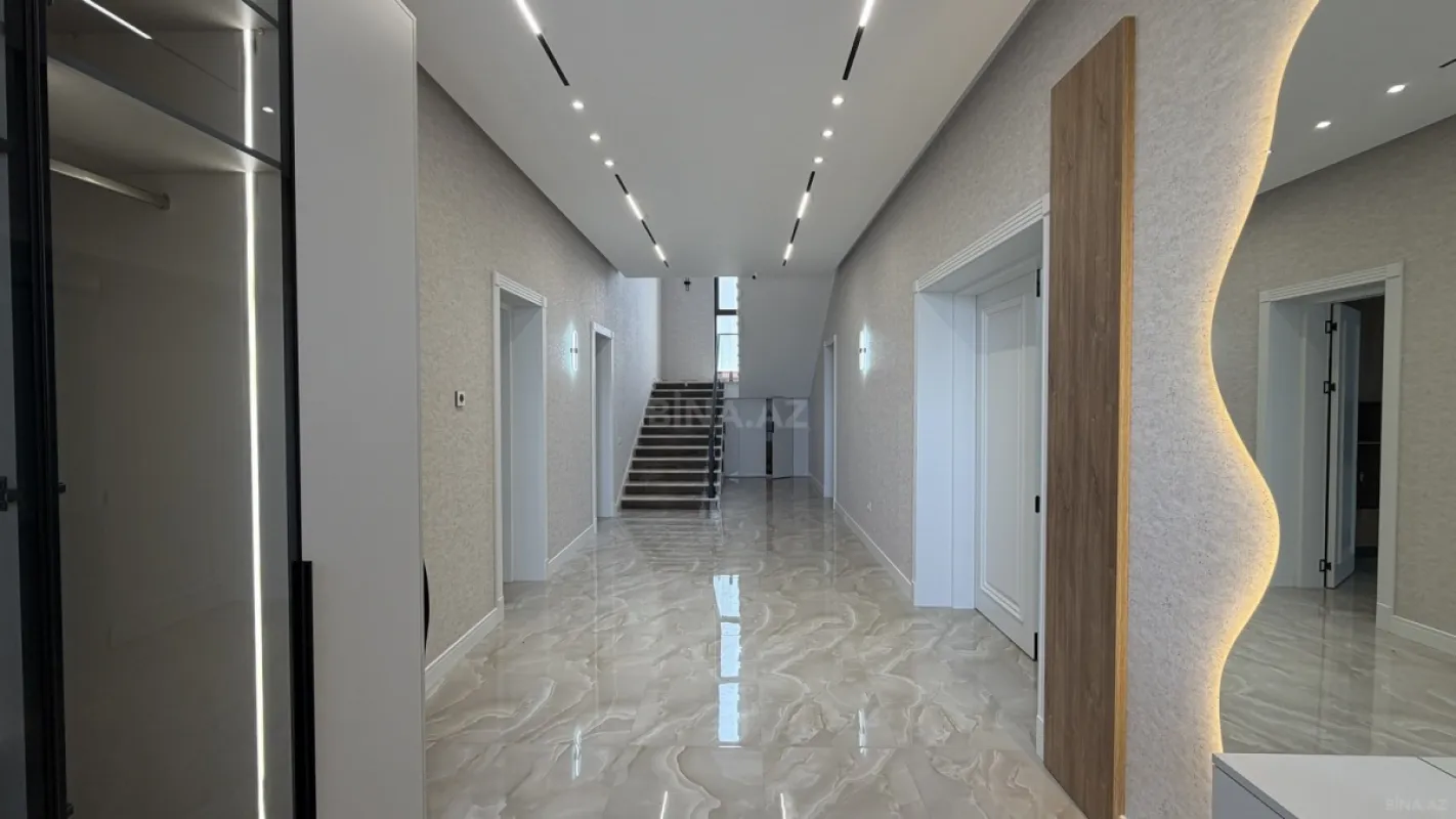 Satılır 6 otaqlı həyət evi 350 m²