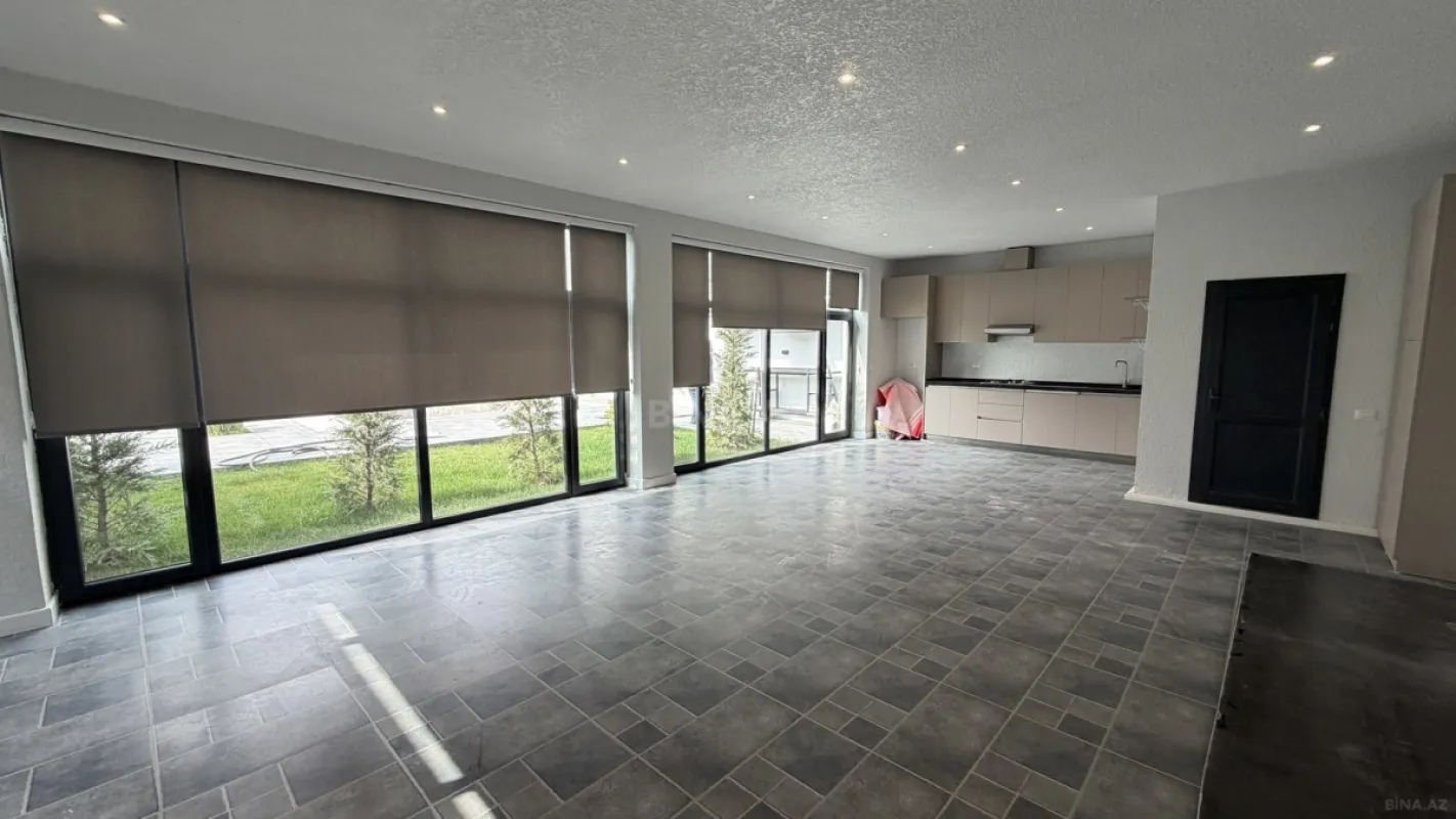 Satılır 6 otaqlı həyət evi 350 m²
