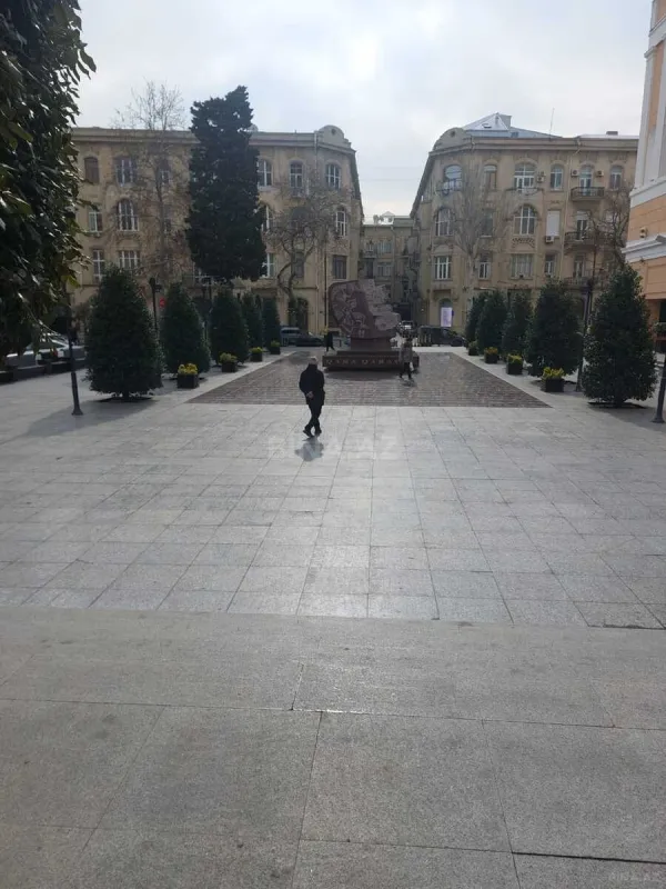 Kirayə verilir obyekt 38 m²