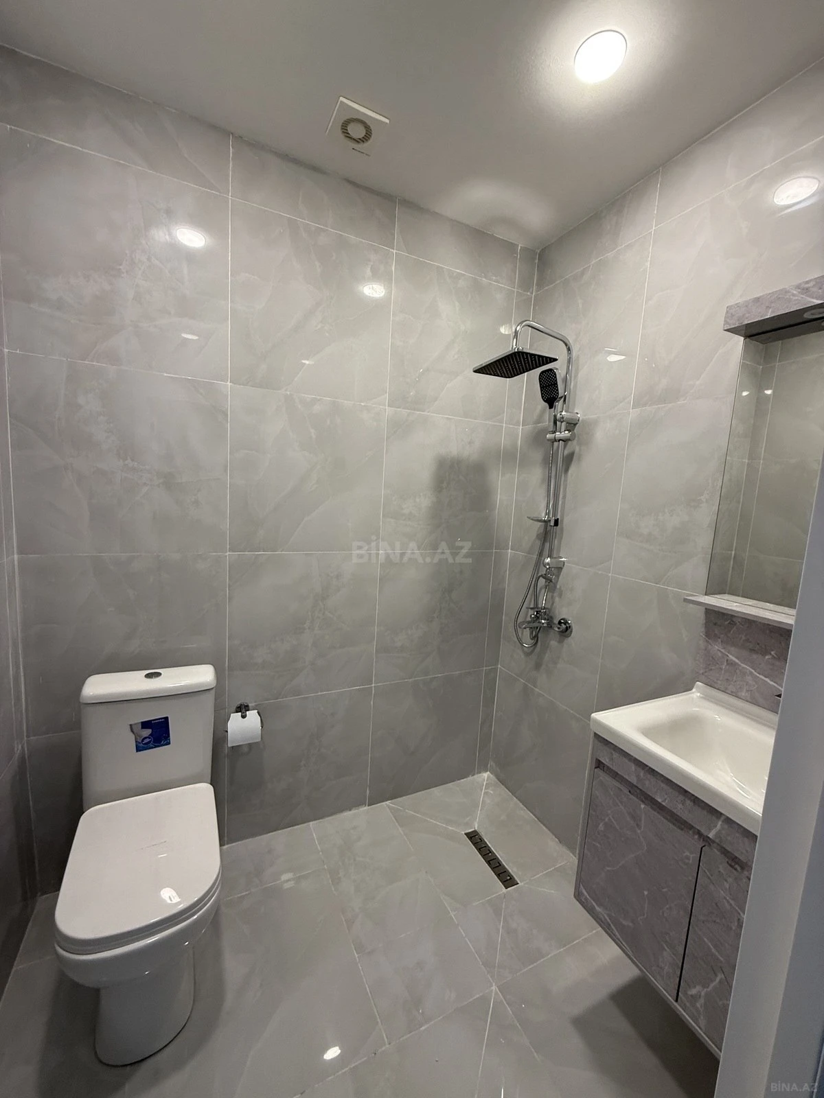 Satılır 2 otaqlı mənzil 31 m²