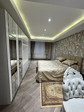 Kirayə verilir 3 otaqlı mənzil 178 m²