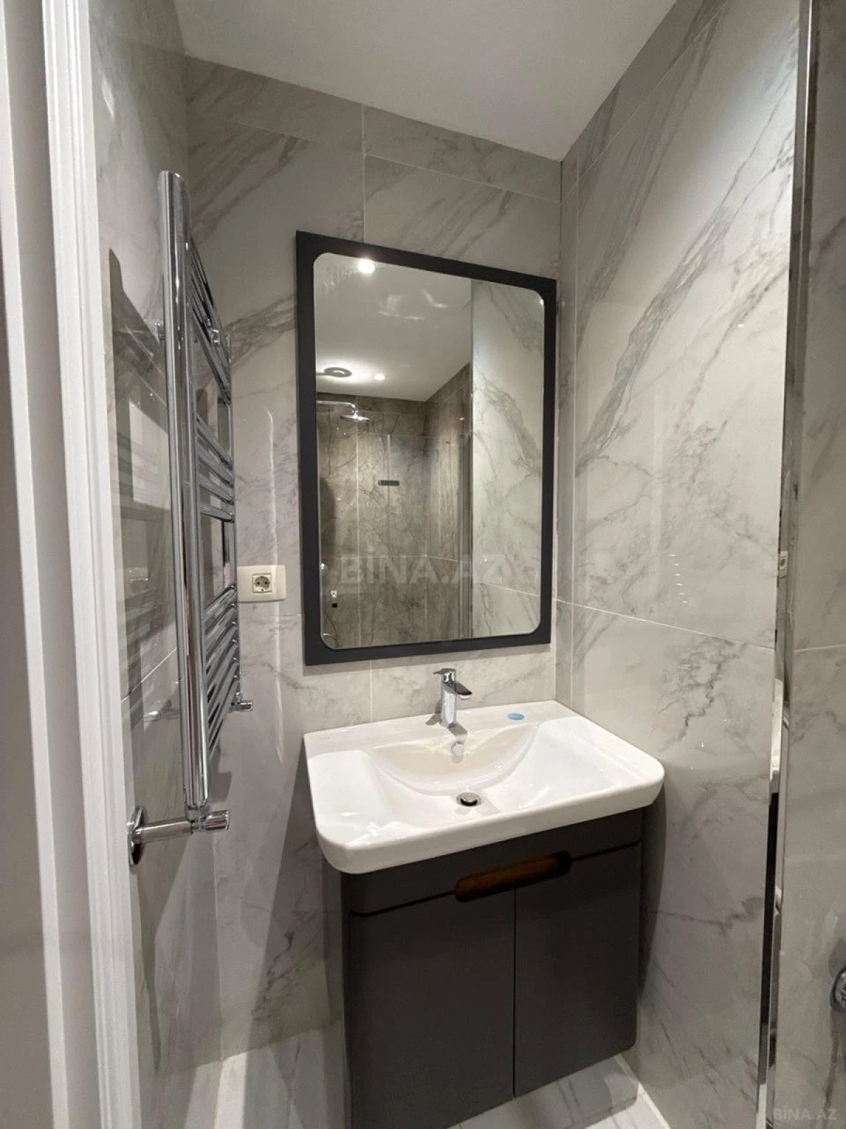 Kirayə verilir 2 otaqlı mənzil 50 m²