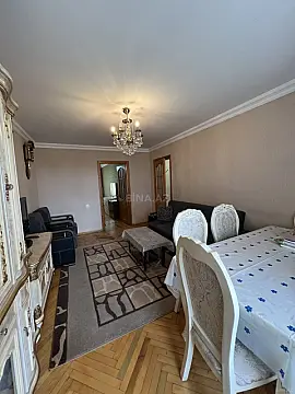 Kirayə verilir 2 otaqlı mənzil 65 m²