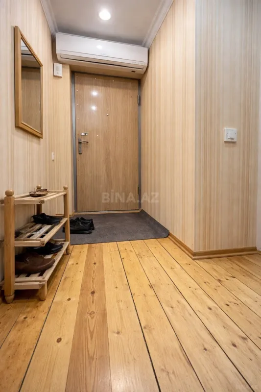 Kirayə verilir 2 otaqlı mənzil 65 m²
