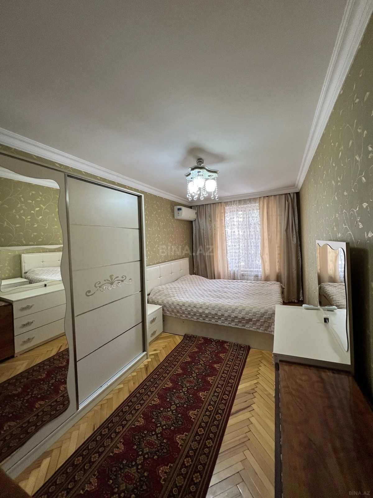 Kirayə verilir 2 otaqlı mənzil 65 m²