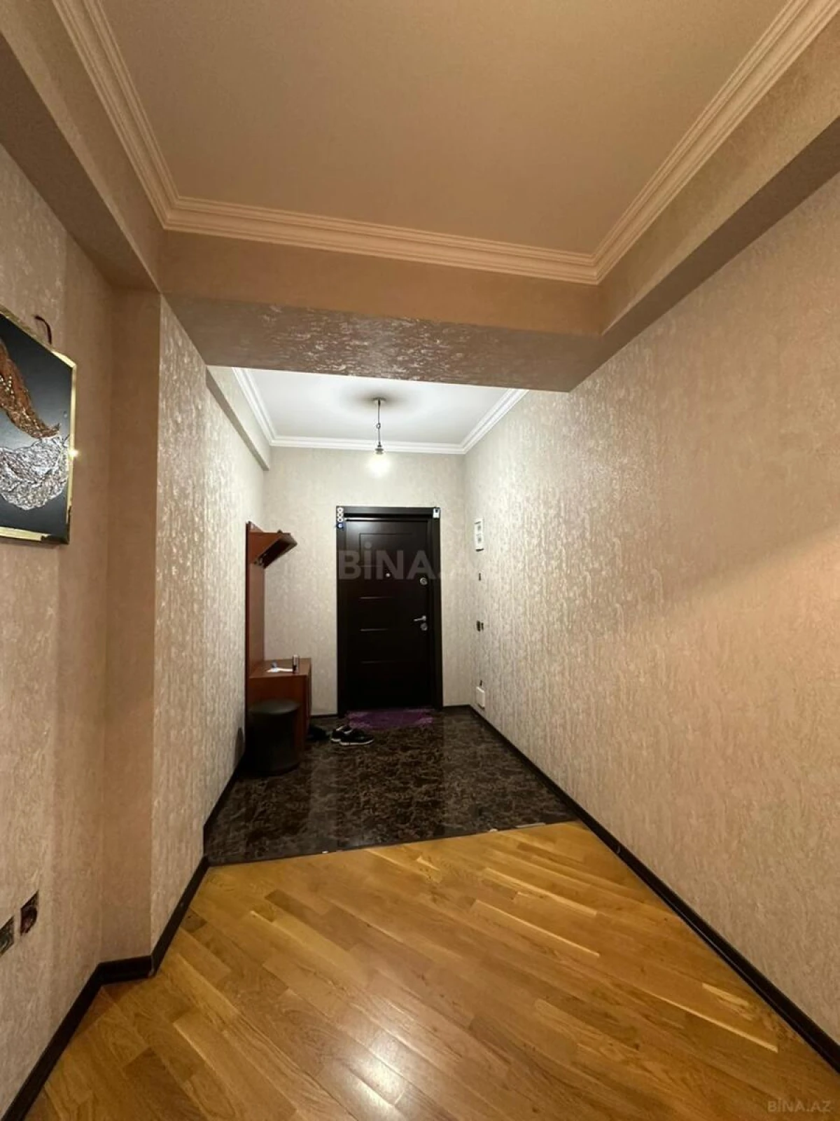 Satılır 3 otaqlı mənzil 125 m²