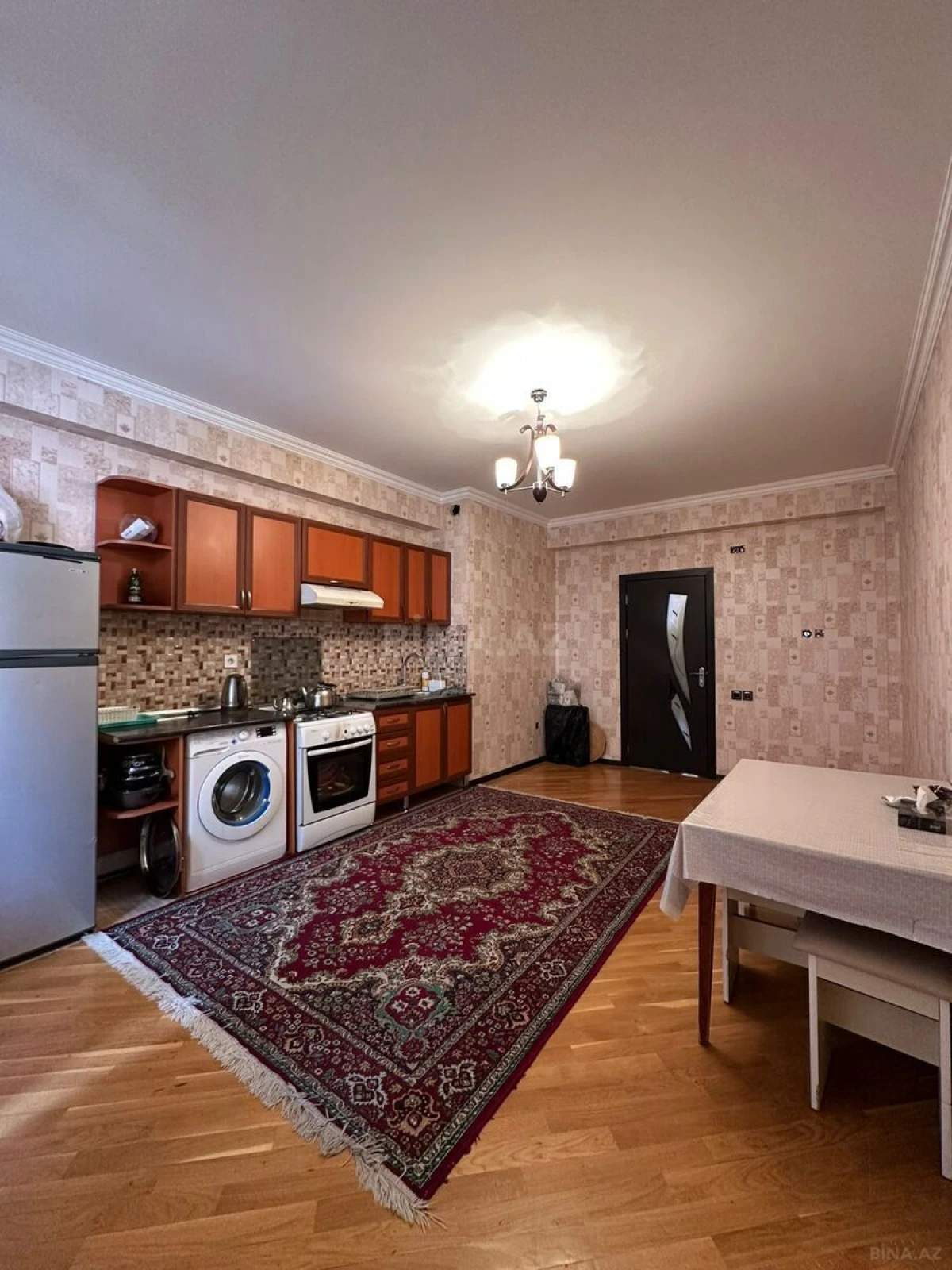 Satılır 3 otaqlı mənzil 125 m²
