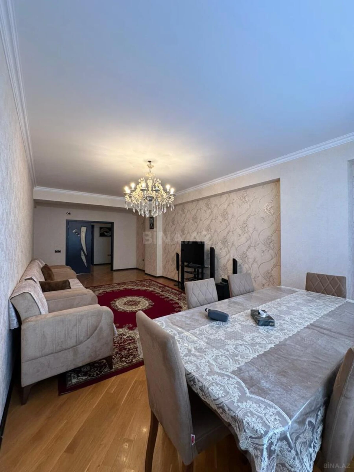 Satılır 3 otaqlı mənzil 125 m²