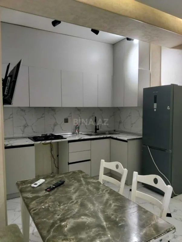 Kirayə verilir 3 otaqlı mənzil 90 m²