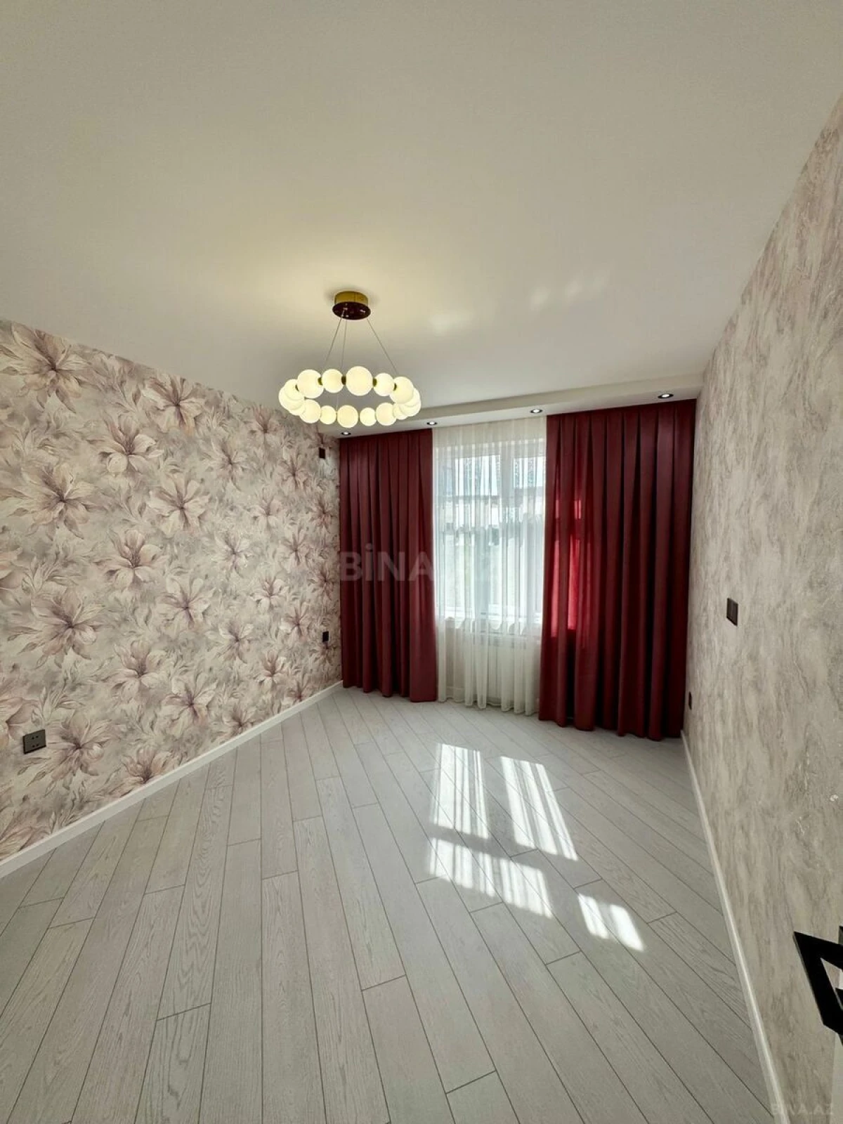 Satılır 3 otaqlı mənzil 90 m²
