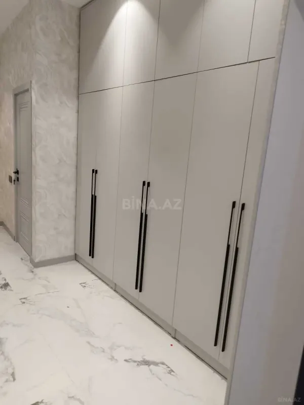 Kirayə verilir 3 otaqlı mənzil 105 m²