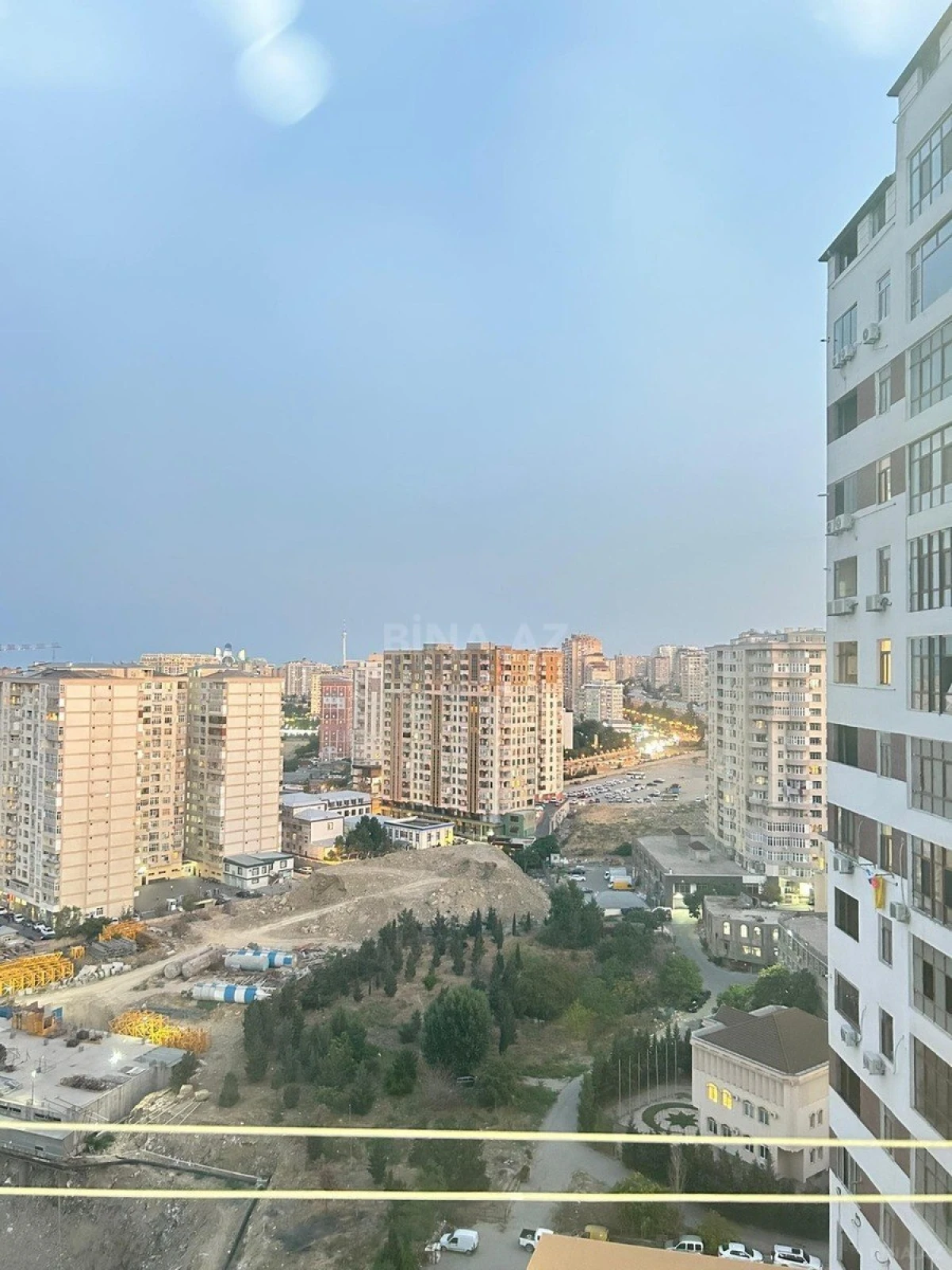 Kirayə verilir 3 otaqlı mənzil 105 m²