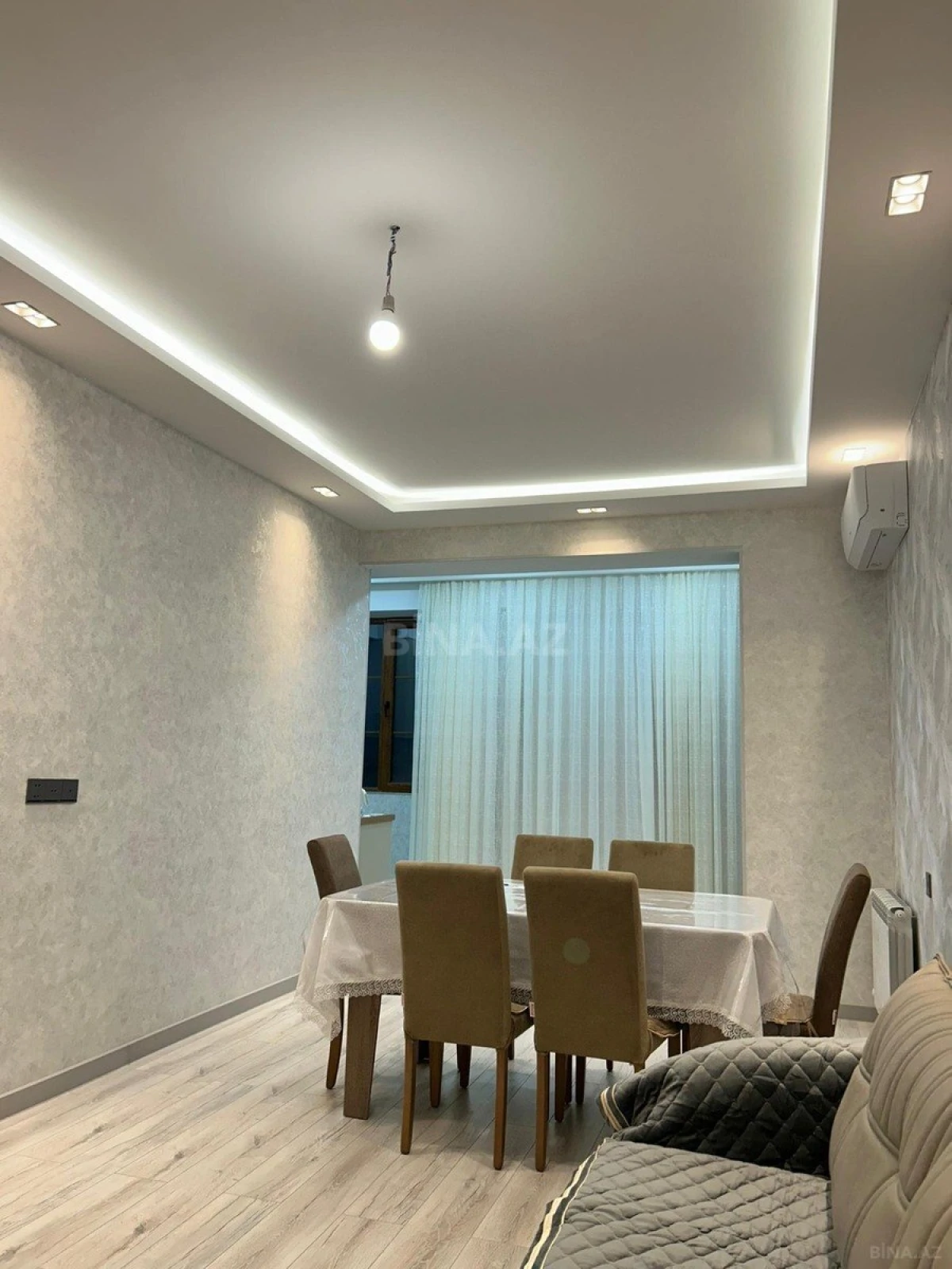 Kirayə verilir 3 otaqlı mənzil 105 m²