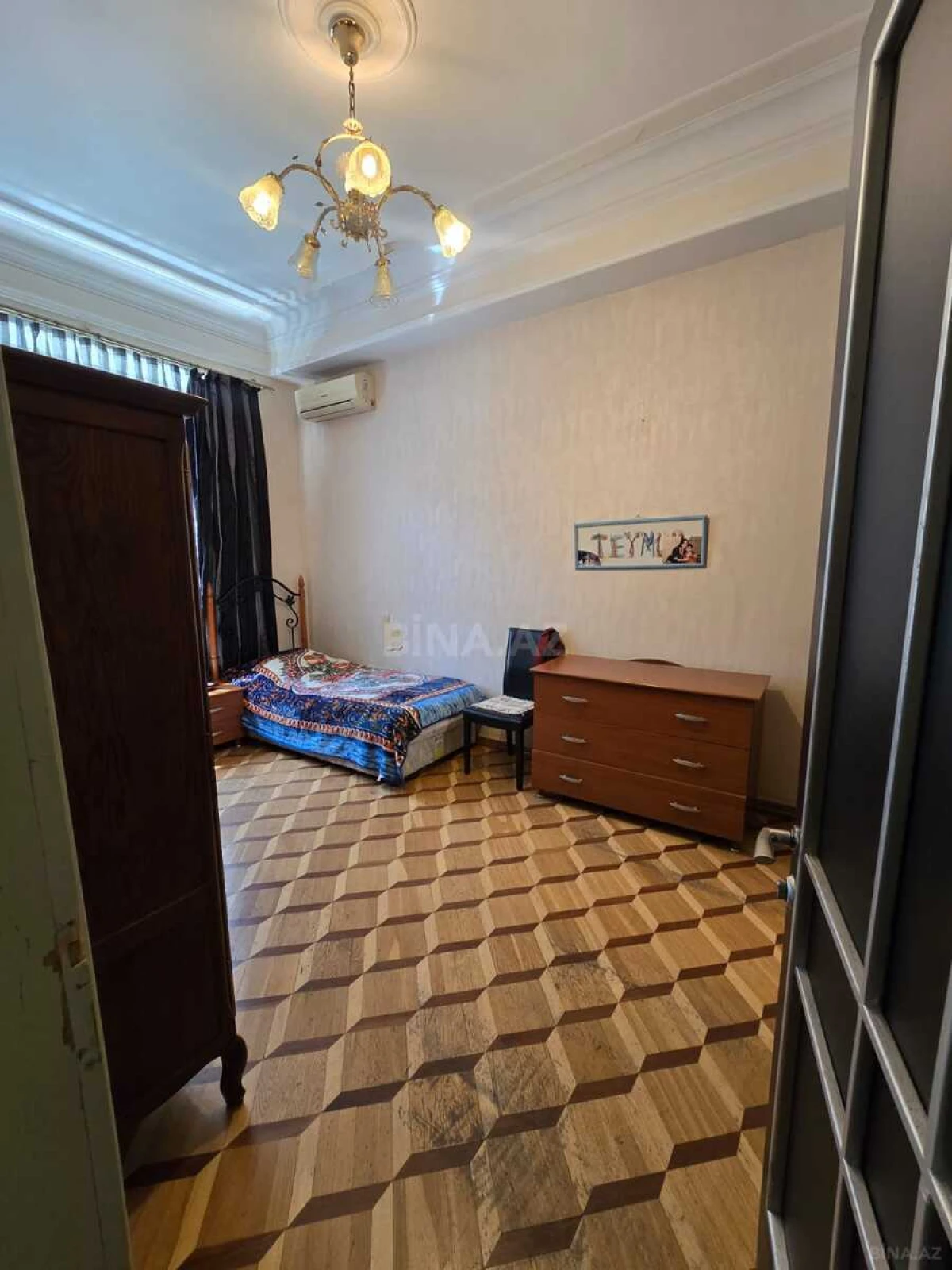 Satılır 4 otaqlı mənzil 103 m²
