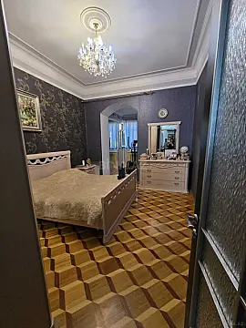 Satılır 4 otaqlı mənzil 103 m²