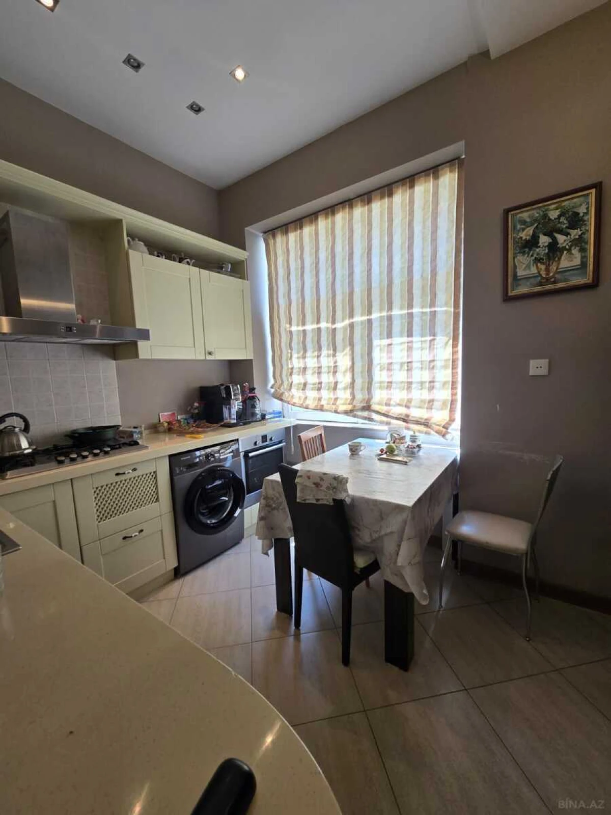 Satılır 4 otaqlı mənzil 103 m²