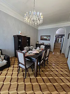Satılır 4 otaqlı mənzil 103 m²