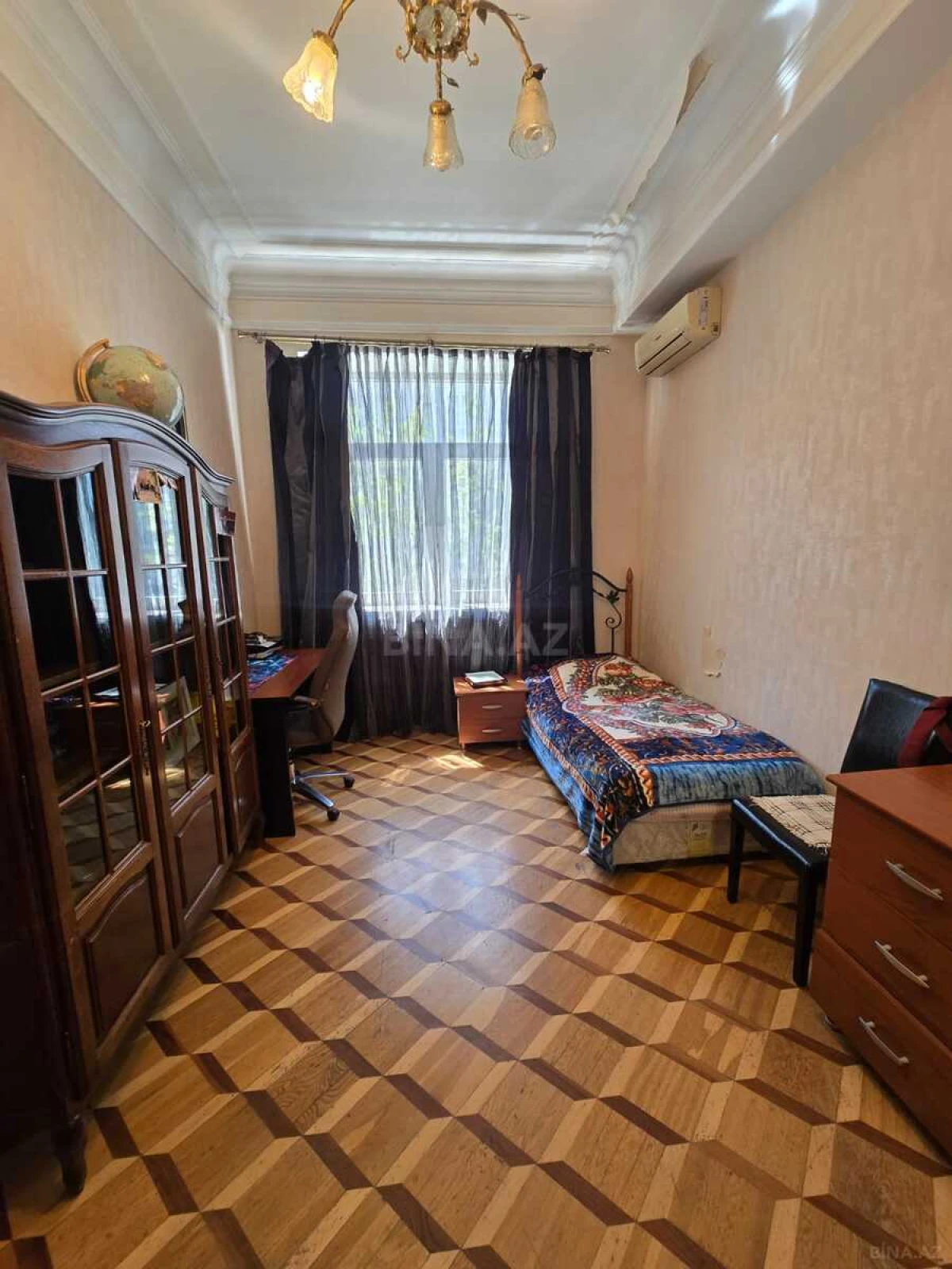 Satılır 4 otaqlı mənzil 103 m²