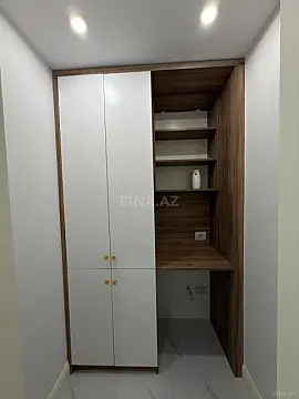 Satılır 3 otaqlı mənzil 146 m²
