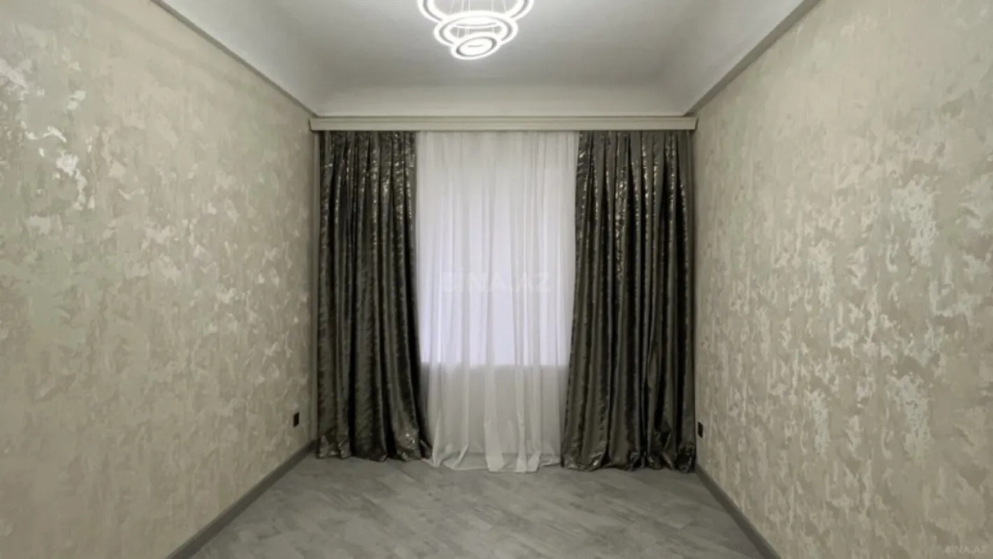 Satılır 2 otaqlı mənzil 60 m²