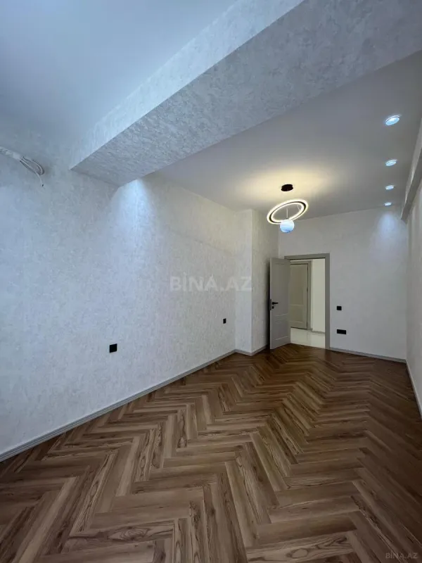 Satılır 3 otaqlı mənzil 105 m²