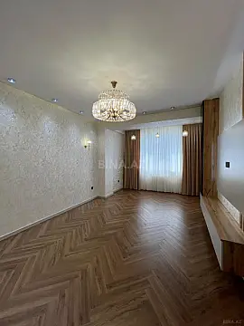 Satılır 3 otaqlı mənzil 105 m²