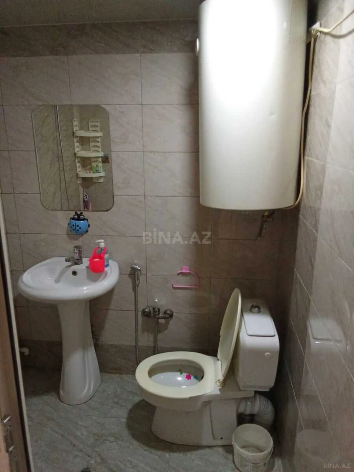 Kirayə verilir 2 otaqlı mənzil 40 m²