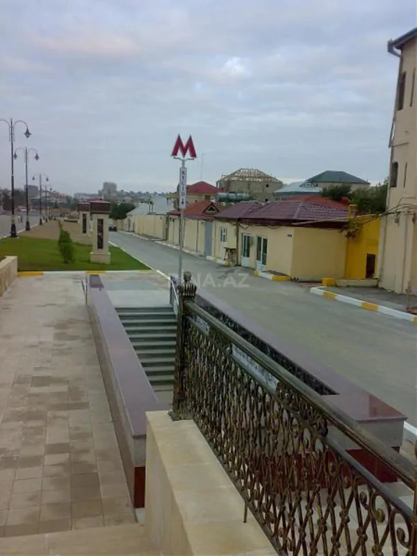 Satılır 7 otaqlı həyət evi 400 m²